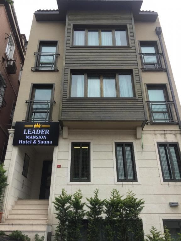Leader Mansion Hotel & Suite