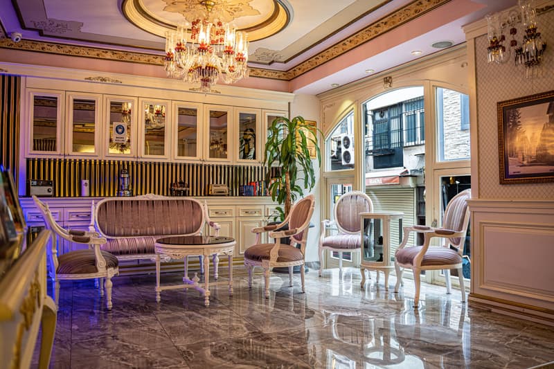 Leyenda Hotel