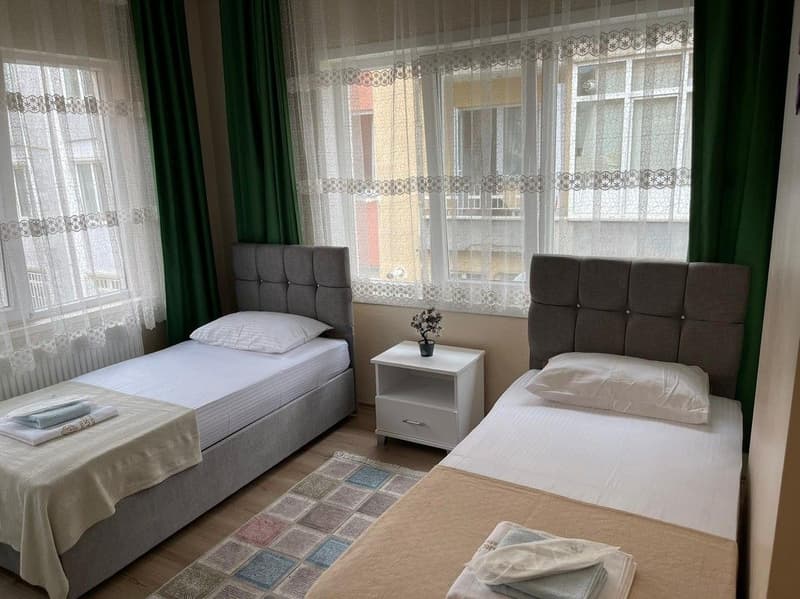 Limon Hostel