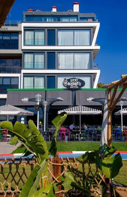 Lucky Monkey Hotel