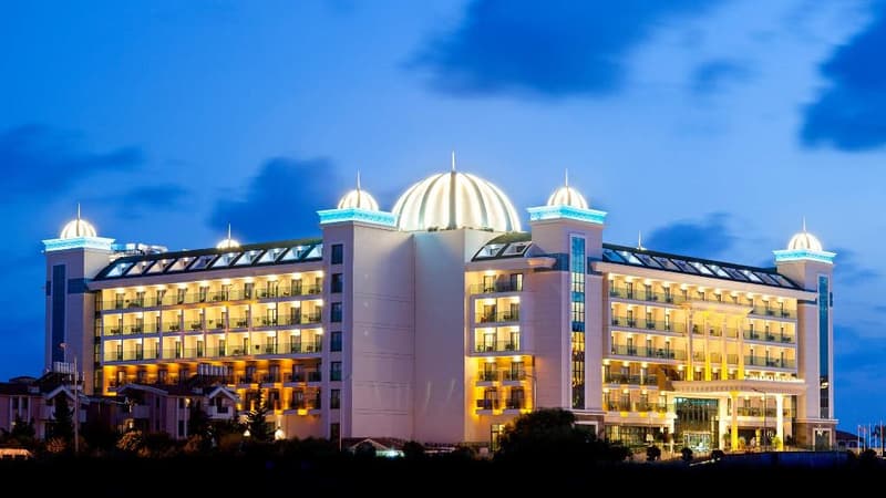 Luna Blanca Resort & Spa