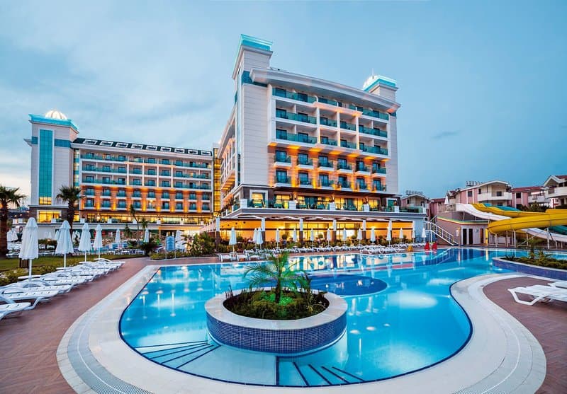 Luna Blanca Resort & Spa