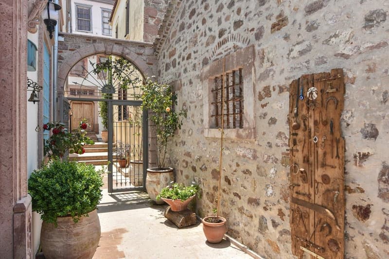 Lunaria Guest House