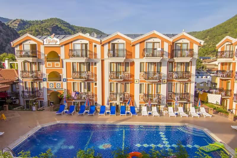 Magic Tulip Beach Hotel