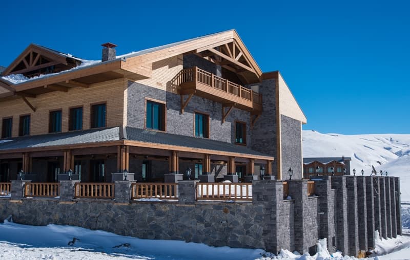 Magna Chalet Hotel