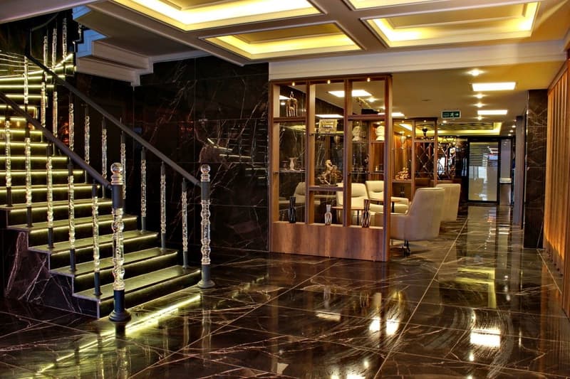 Mardiva Resort Hotel