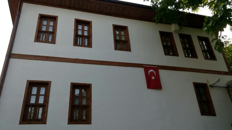 Melek Hanım Konağı