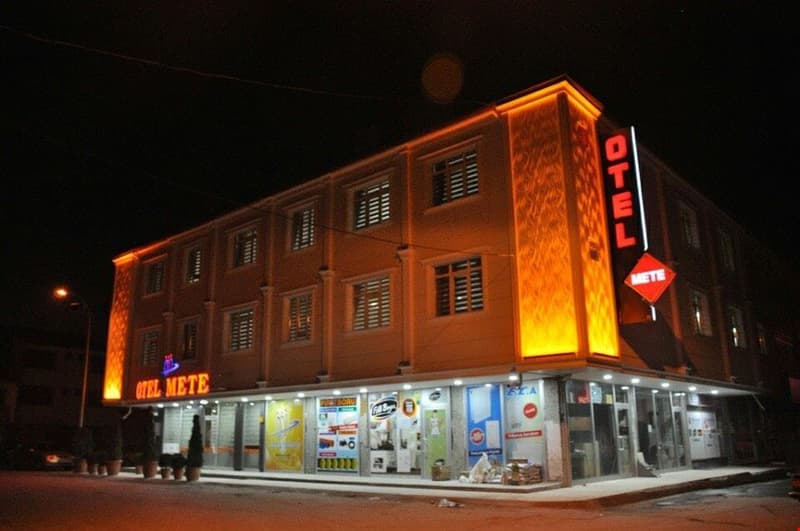 Mete Otel