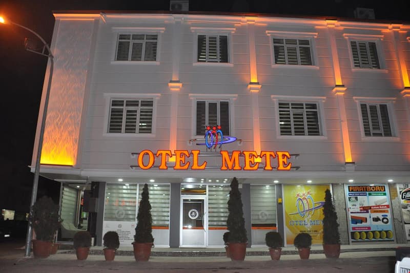 Mete Otel