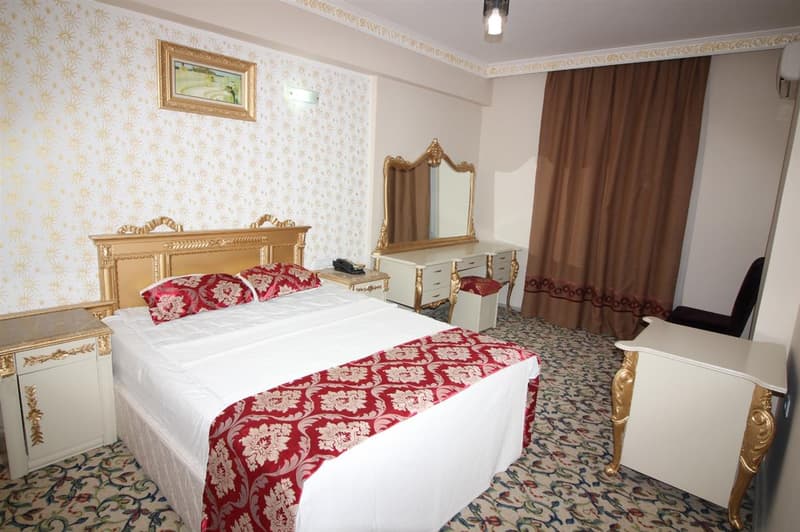 Metros Hotel