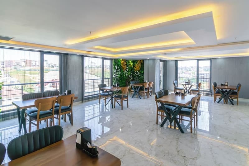 Meyzi Hotel