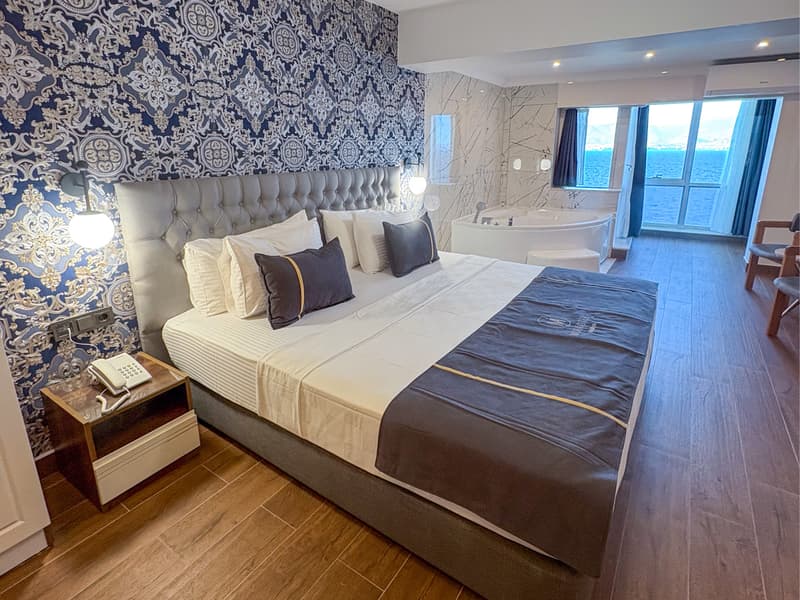 Mira Otel Küçükyalı