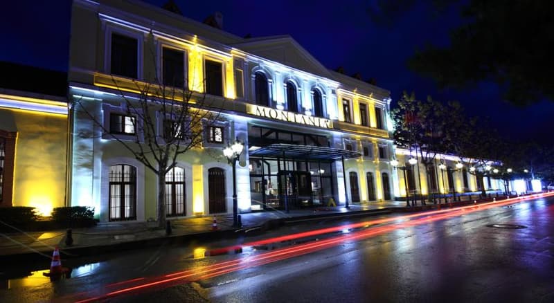 Montania Special Class Hotel