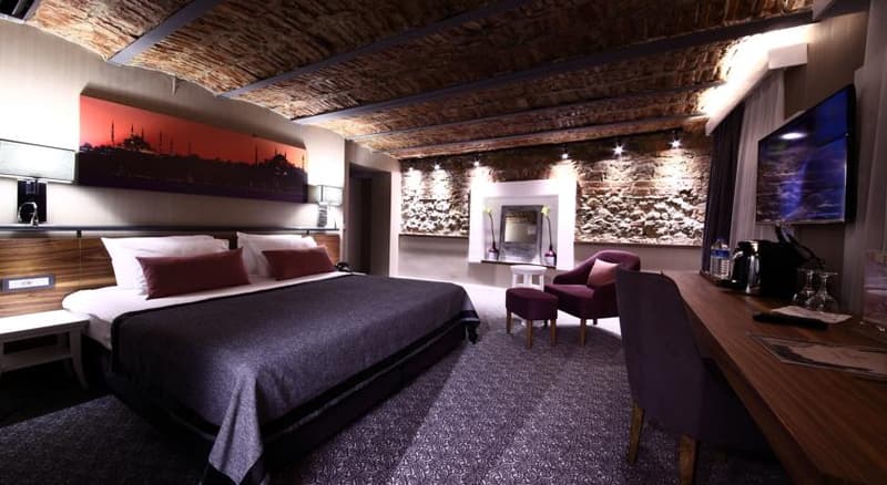 Montania Special Class Hotel