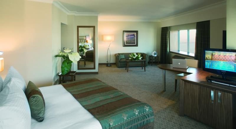 Mövenpick Hotel İzmir