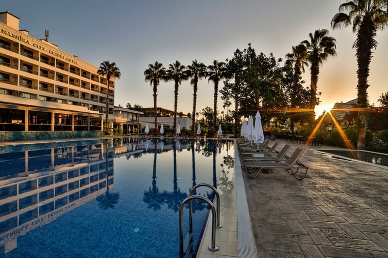 Nashira City Resort Hotel