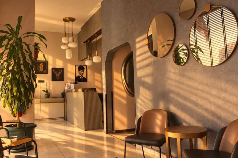 Niconya Port Suites & Hotel