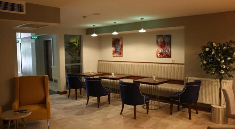 Norton Hotel