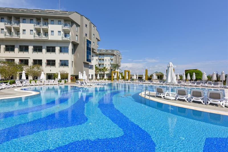 Novum Garden Side Hotel