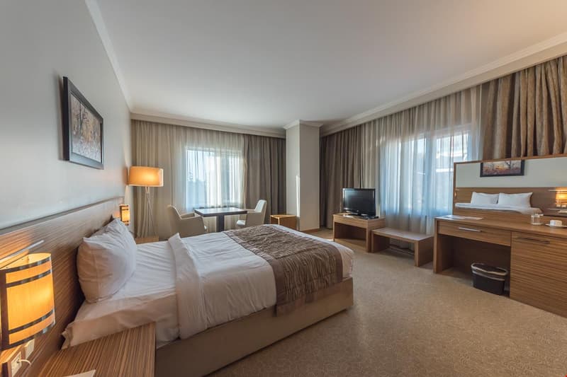 Otel Almina Park