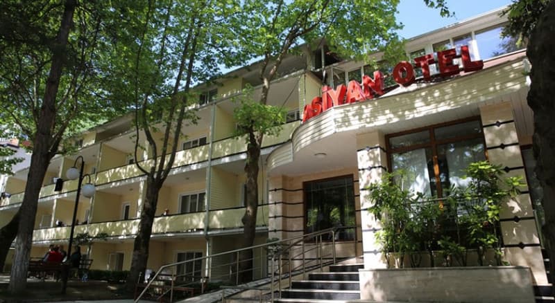 Oylat Kaplıcaları Aşiyan Otel