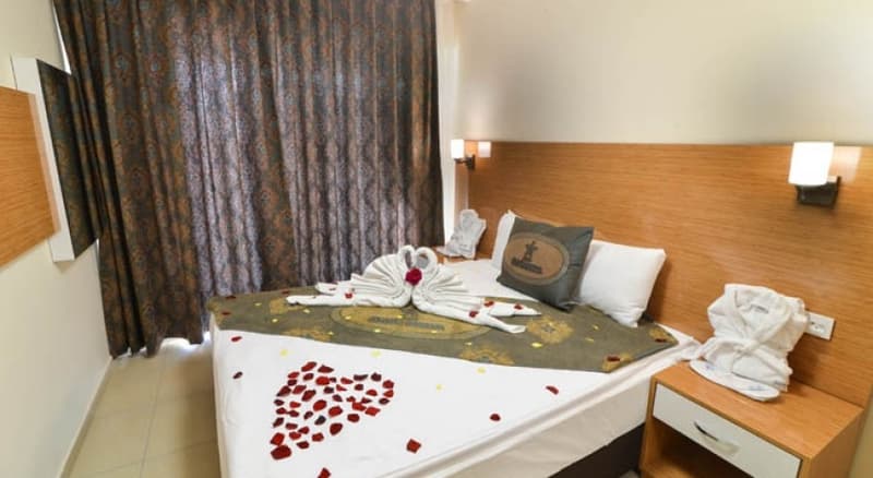 Özgül Termal Tatil Köyü Afyon