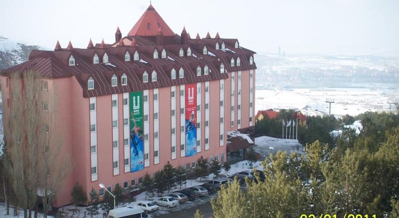 Palan Hotel