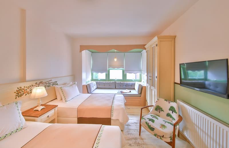 Palas Alaçatı Adult Only