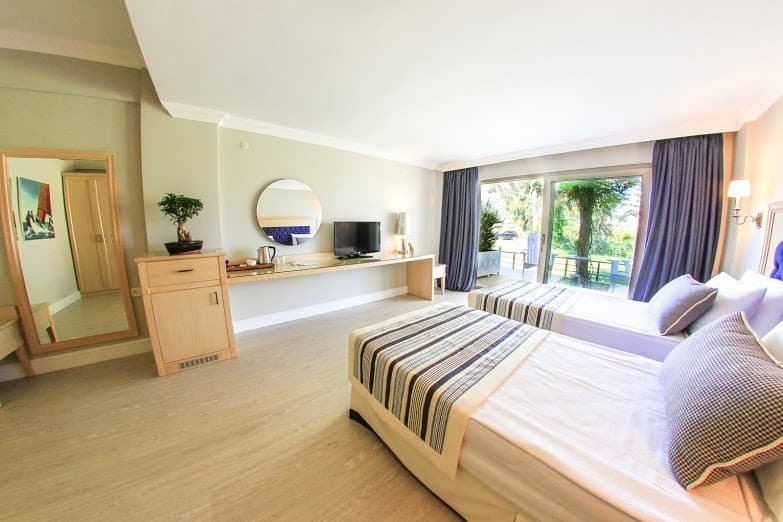 Palm Bay Beach Hotel