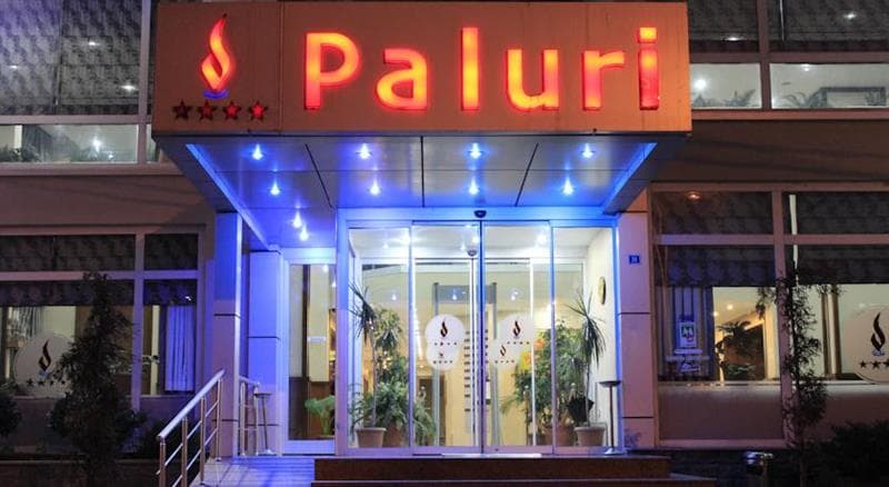 Paluri Hotel