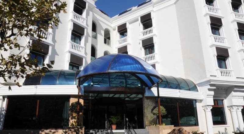 Paradise Island Hotel