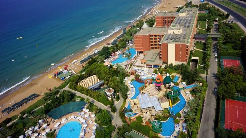 AQI Pegasos Royal Hotel