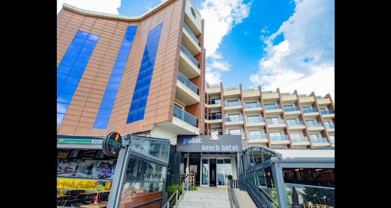 Point Beach Hotel