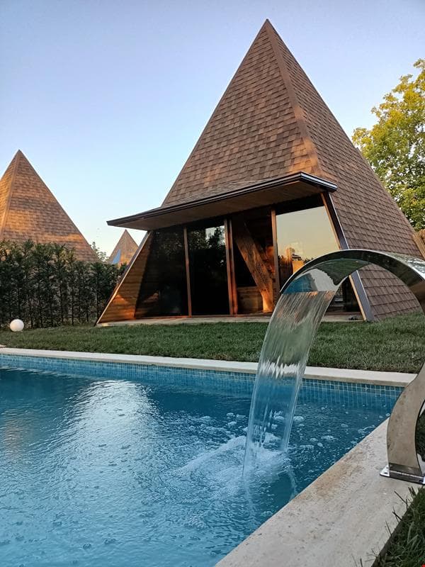 Pyramid Sapanca