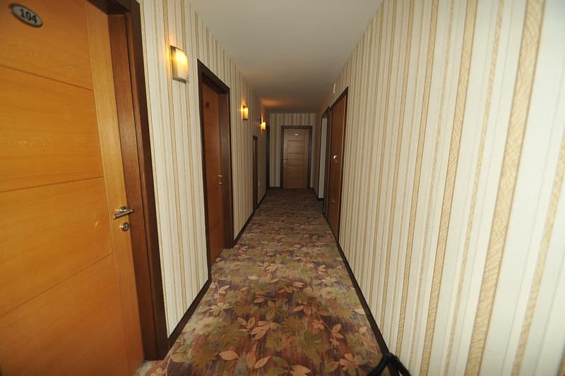 Rest Hotel