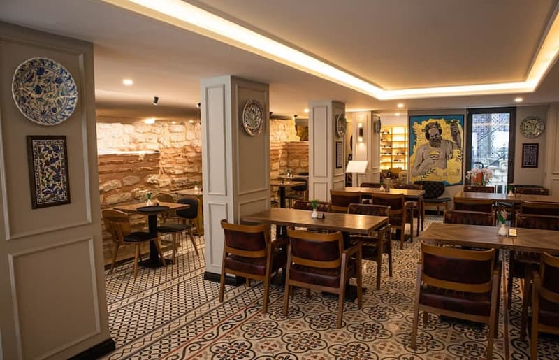 Royan Hagia Sophia Radisson İndividuals