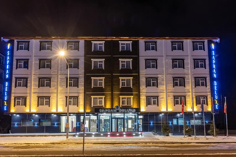 Sapran Deluxe Hotels