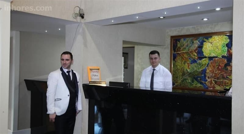 Saros Hotel