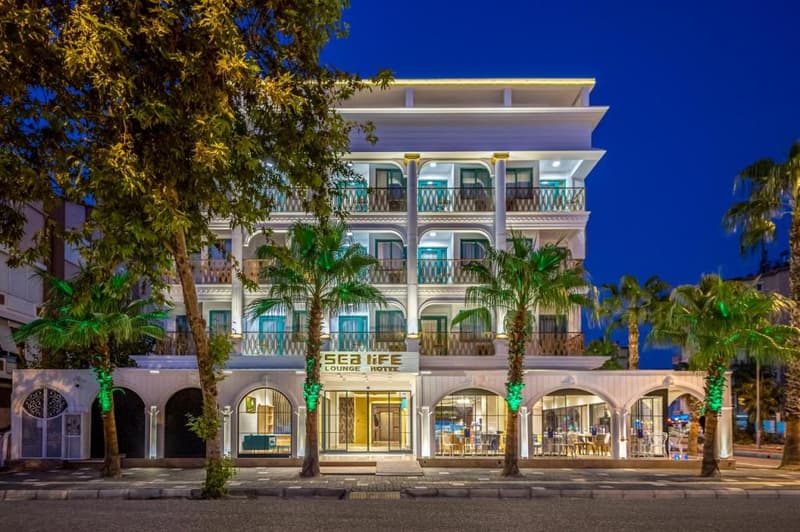 Sealife Lounge Hotel