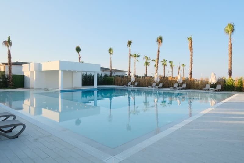 Serenity Queen Hotel