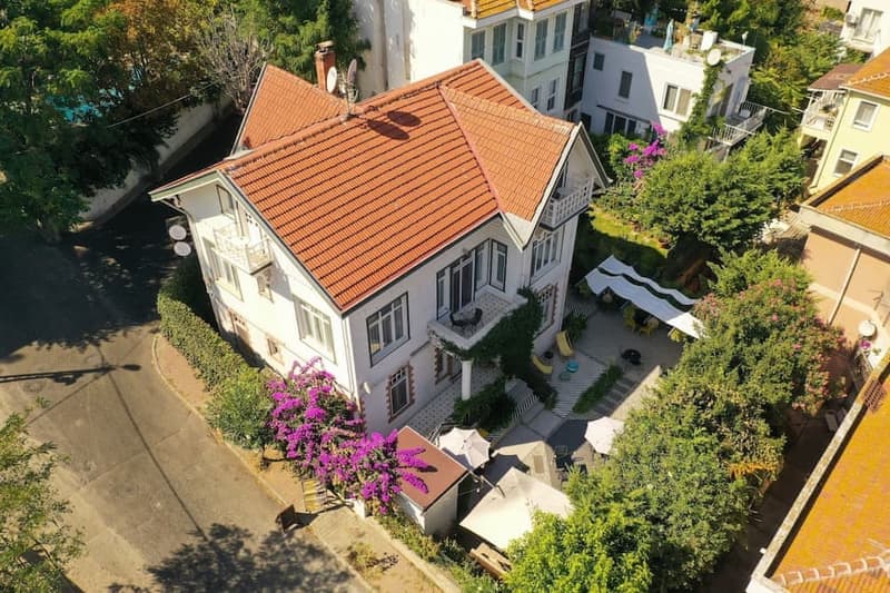 Sergüzeşt Otel