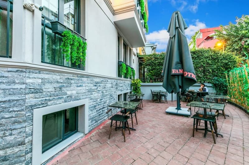 Sultan Hamit Hotel