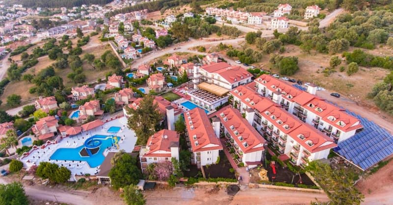 Sunshine Holiday Resort
