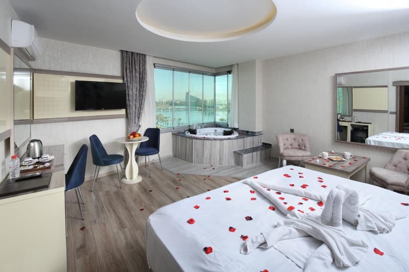 Taşköprü Otel Adana
