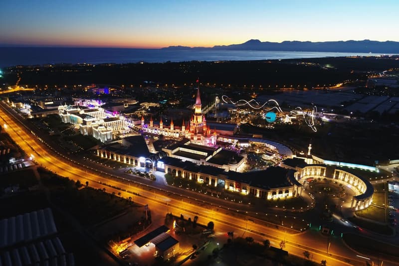 The Land Of Legends Kingdom Hotel