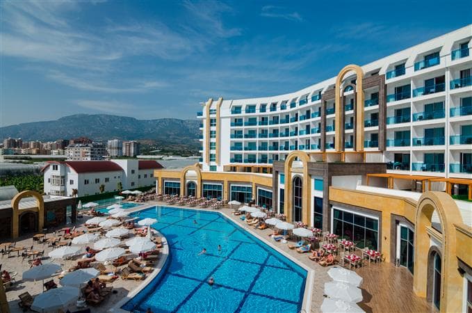 The Lumos Deluxe Resort Hotel & Spa