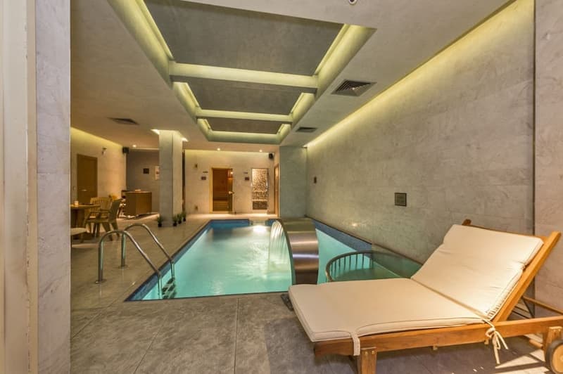 The Meretto Hotel