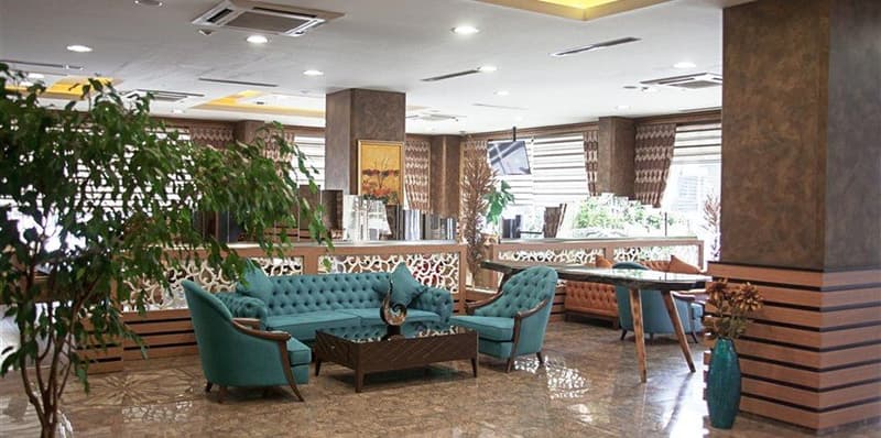 The Rise Aron Business Hotel