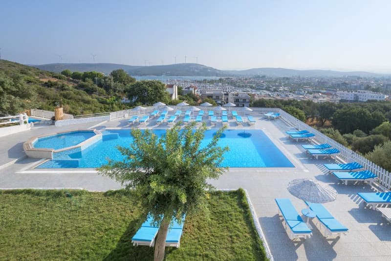 Thea Teos Otel