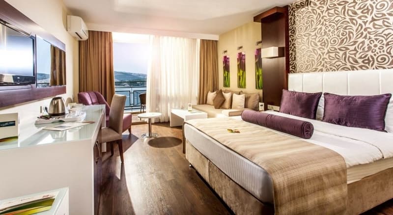 Tusan Beach Resort Hotel Kuşadası